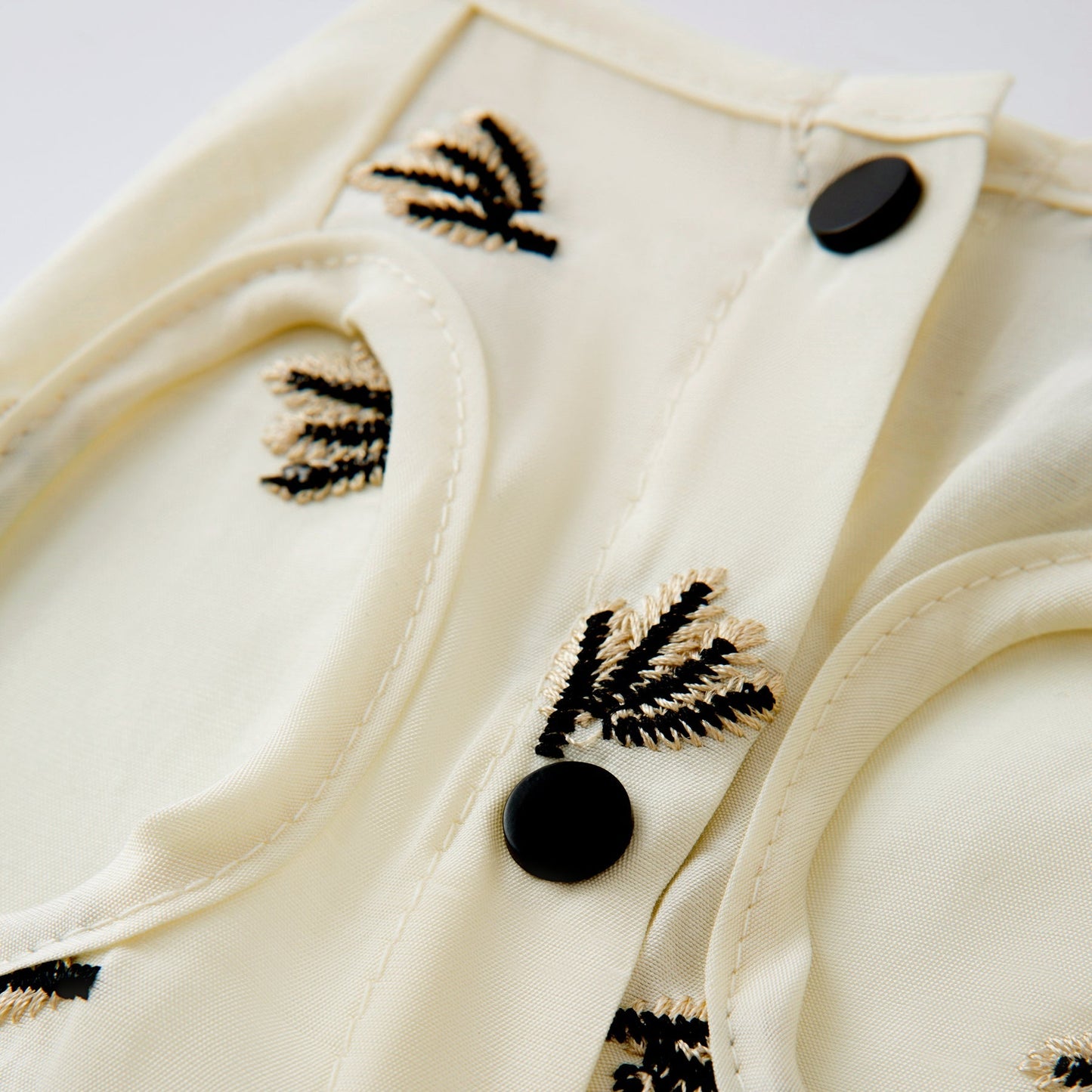 Pleated Dress With Embroider by OVERGLAM DS (CREAM)